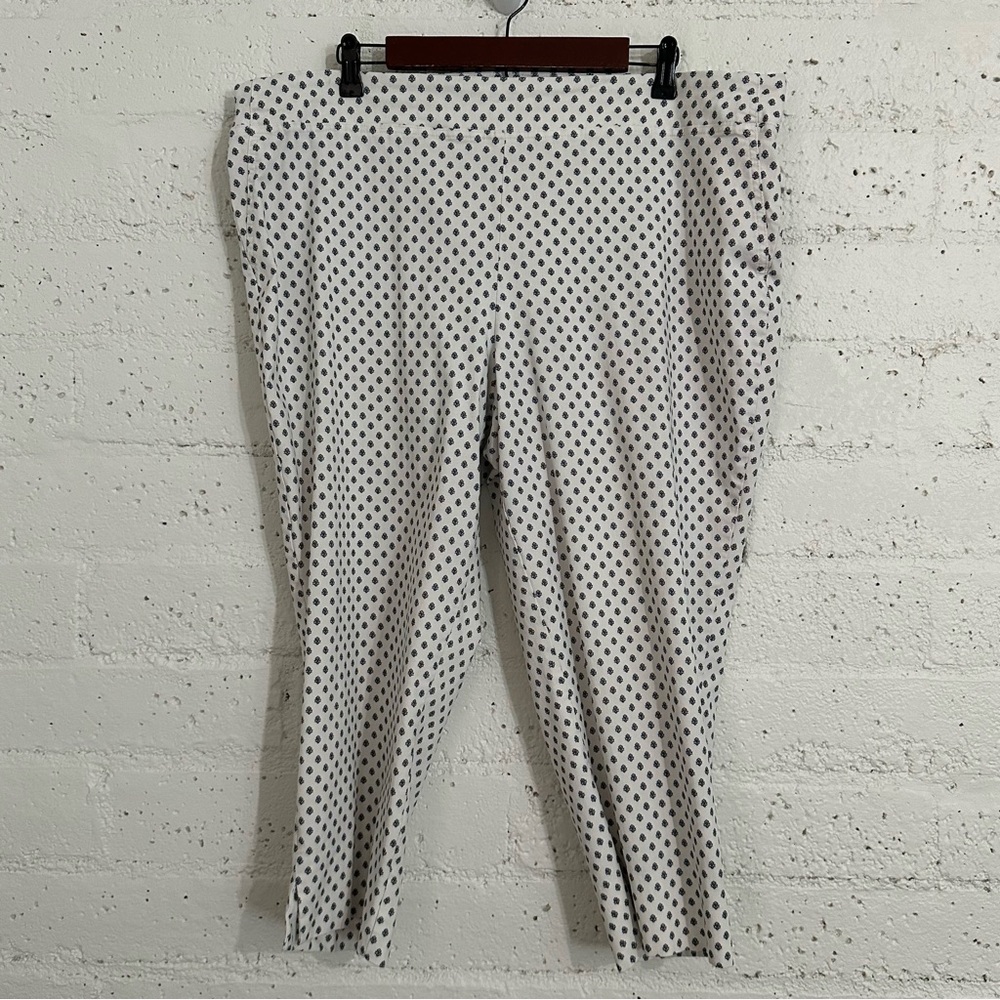 Jasmine & Juliana Womens Plus Pants 22W White Stretch Pull On Damask Print Crop